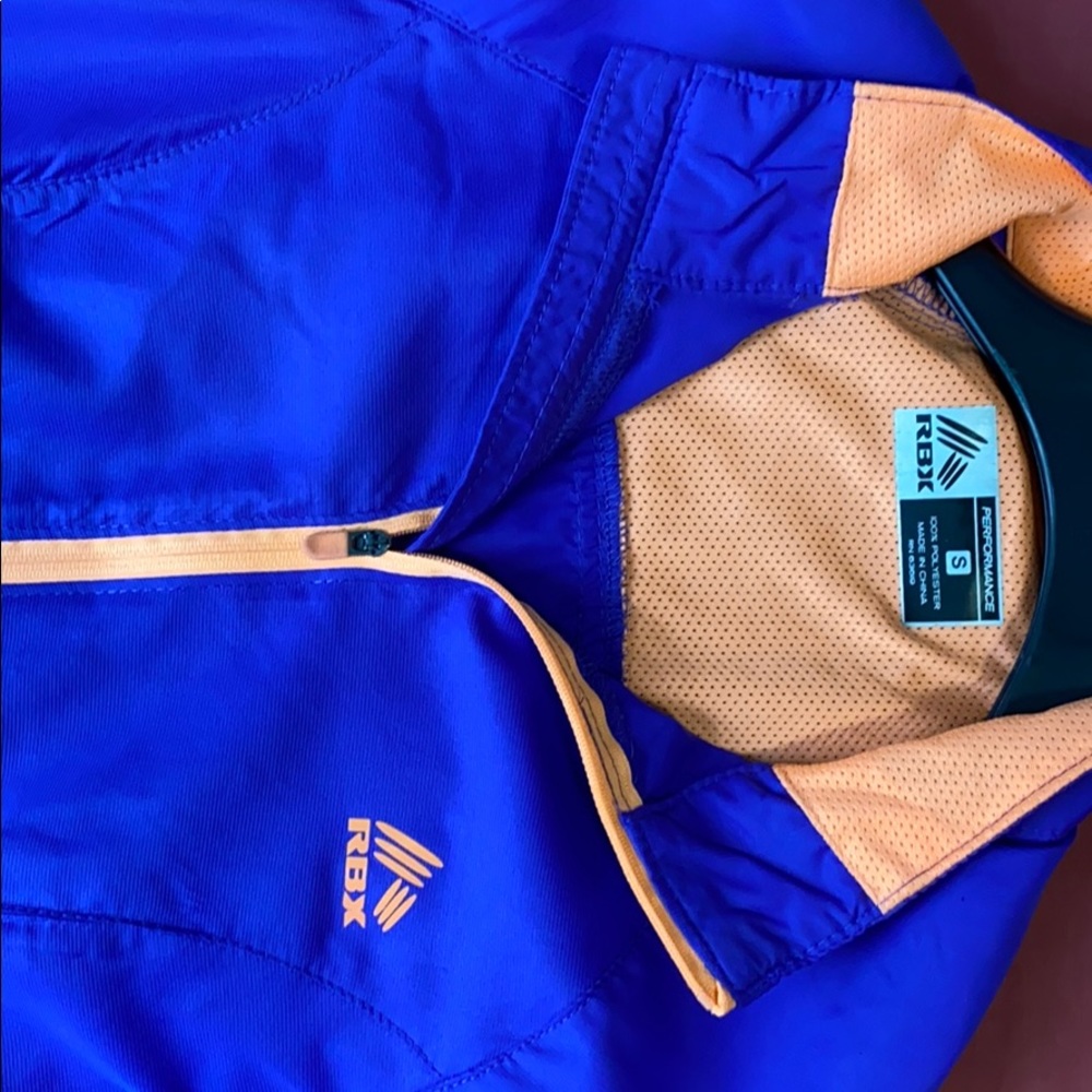 Lightweight jacket - Picture 3 of 4
